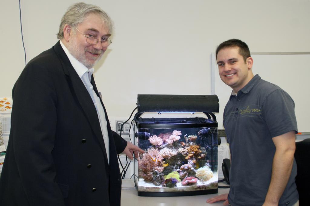 A picture of David Saxby with Jeff Johnston from Marine Depot. Most of the guys at Marine Depot run nano tanks on their desks at work and speak from first hand experience when giving out advice.\ 